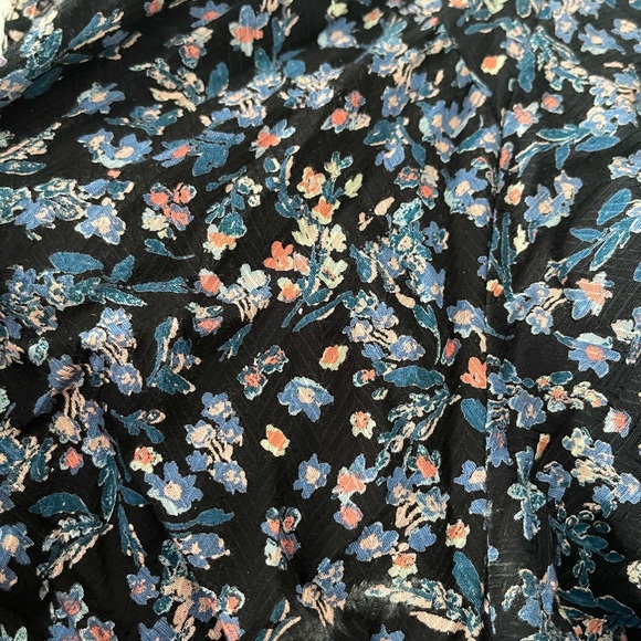 Floral Crop Top - Picture 5 of 5